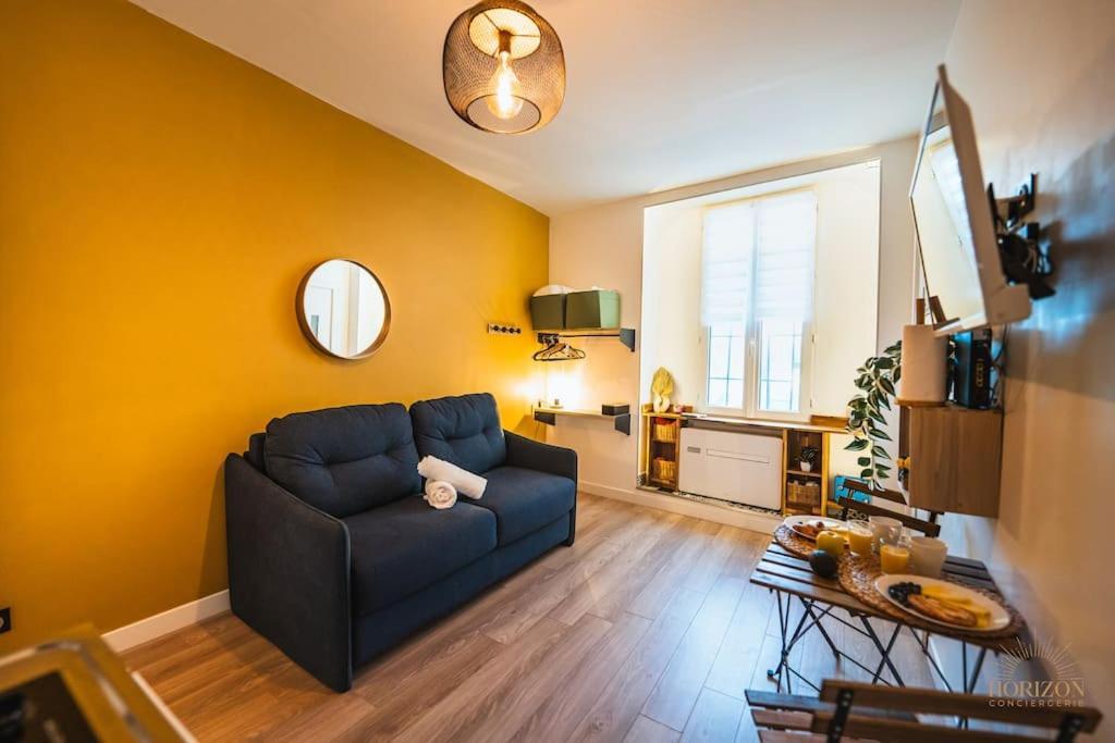 Appartement Cosi Plein Coeur Du Panier Marseilles